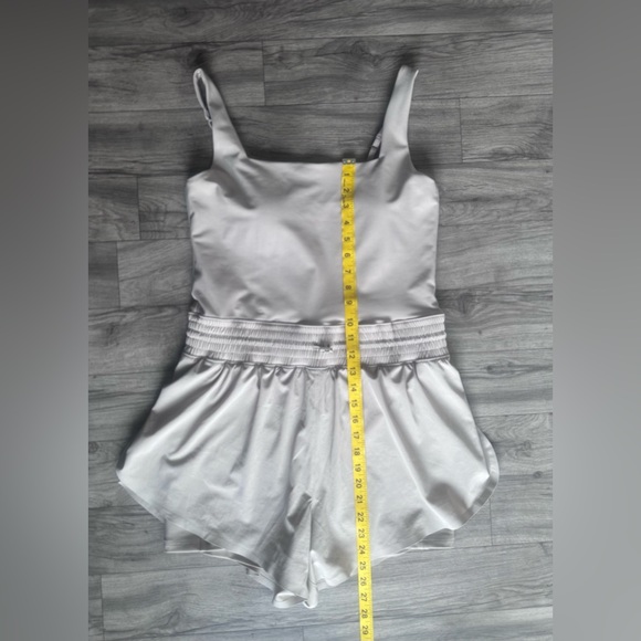 Abercrombie & Fitch Sculptlux Hybrid Flyaway Onesie. Removable cups.SZ L. - Picture 5 of 17